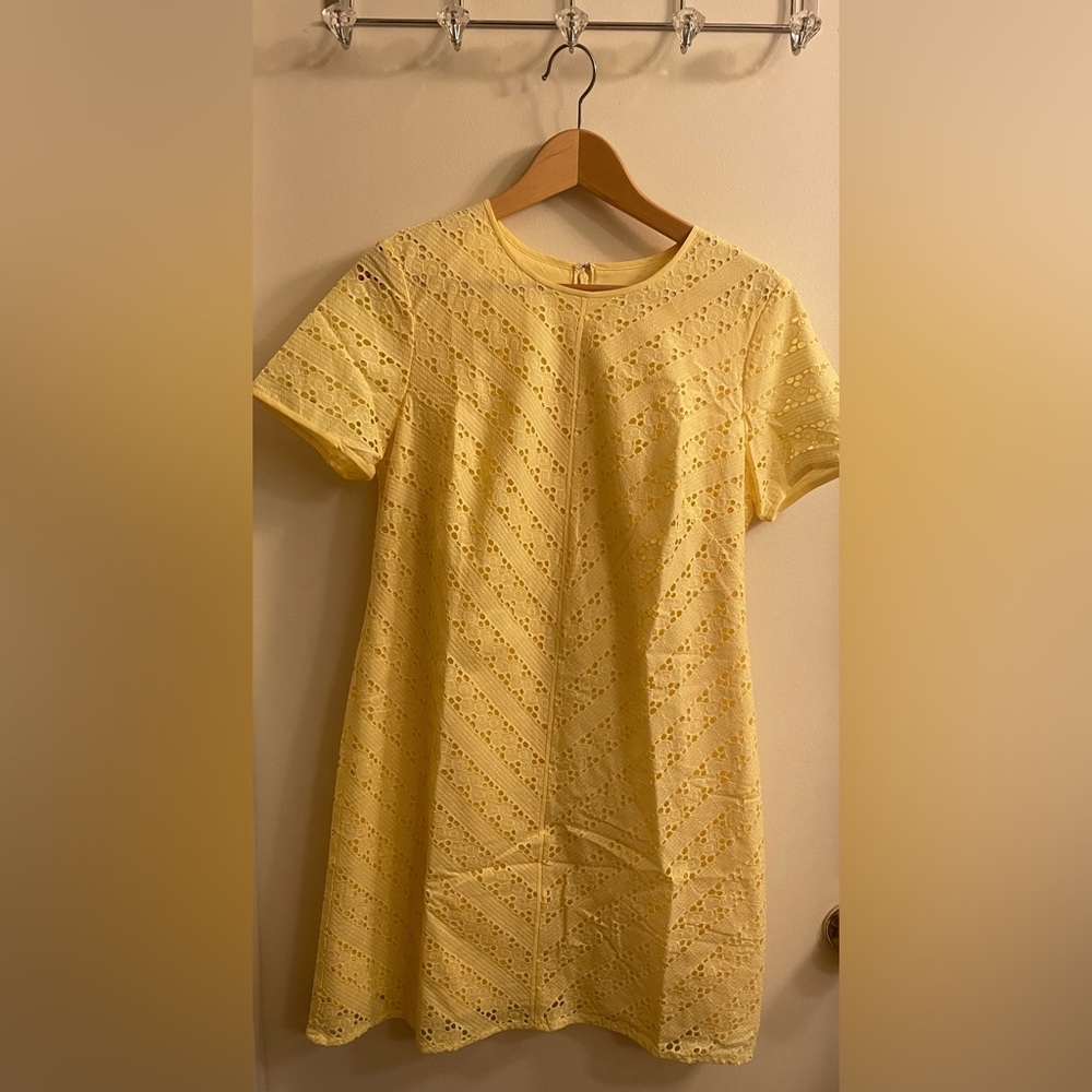 ANN TAYLOR SHORT SLEEVES EYELET SHEATH DRESS YELLOW BLOOM NWT $139 SZ 8 or 10